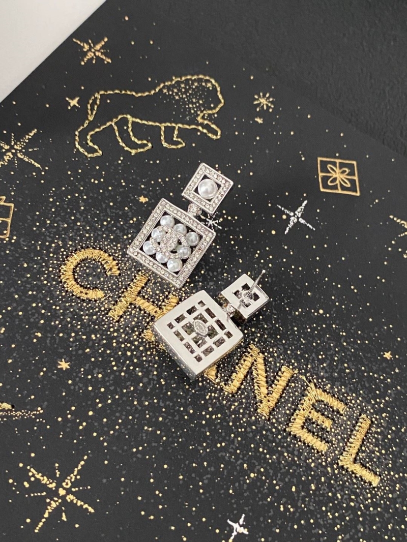 Ch**el earrings